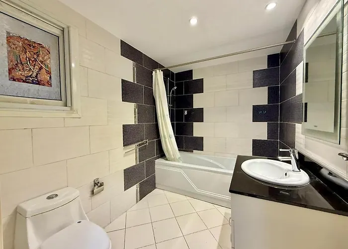 Daire Amazing 2br - Al Dora Resort, *