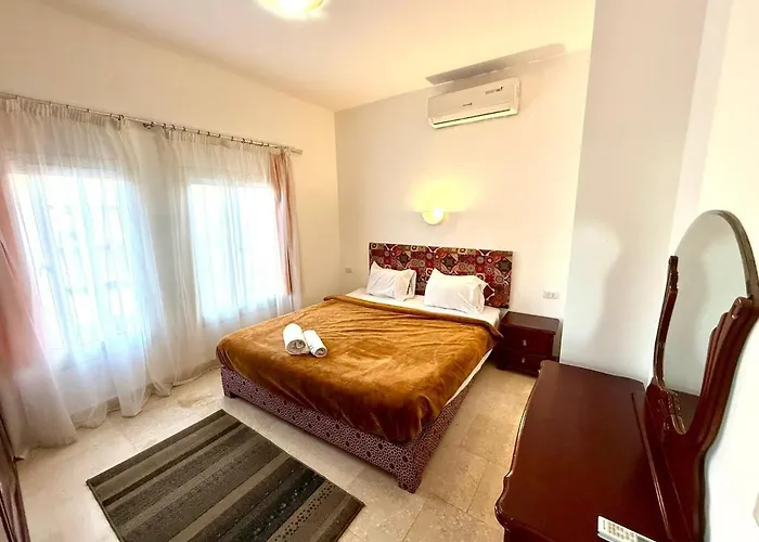 Amazing 2br - Al Dora Resort, Daire