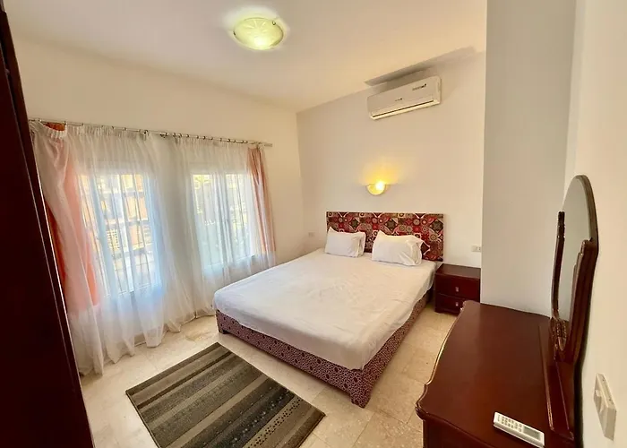 Daire Amazing 2br - Al Dora Resort, *