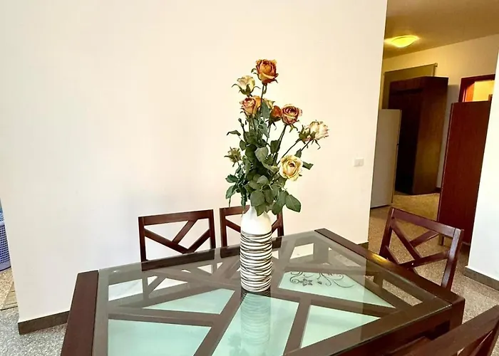 Daire Amazing 2br - Al Dora Resort, *