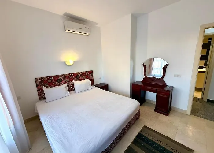 Amazing 2br - Al Dora Resort, Daire